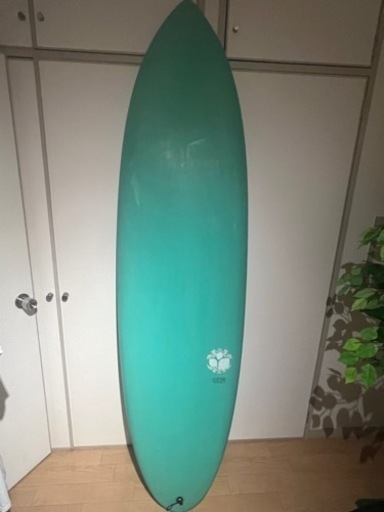 ミッドレングス　サーフボード　専用フィン付