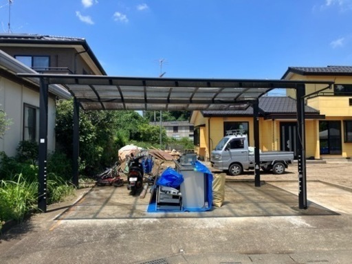 カーポート中古。傷汚れあり！解体済み。柱切断なし！