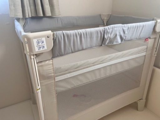 アップリカ　ココネルエアーAB ホワイトグレー