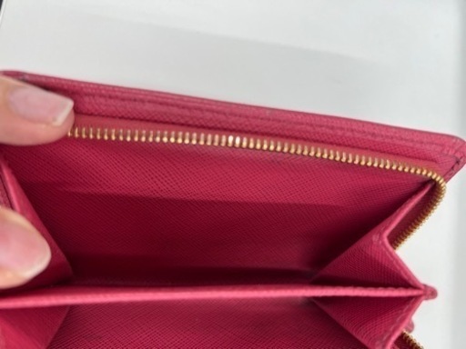 PRADA財布❤️ピンク三つ折り財布♥️激可愛