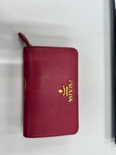 PRADA財布❤️ピンク三つ折り財布♥️激可愛