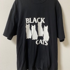 VIVASTUDIO BLACK CAT SHORT SLEEV...