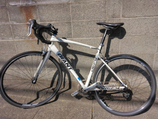 ジャンク品 ロードバイク GIANT 2011年 DEFY3 MLサイズ