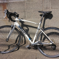 ジャンク品 ロードバイク GIANT 2011年 DEFY3 M...