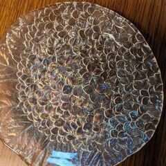 無料　ガラスのお皿3枚の画像