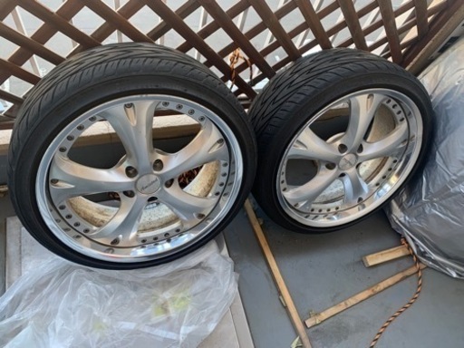 アミスタット19インチ235/35TOYO