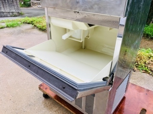ホシザキ　製氷機　35kg