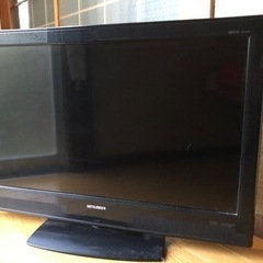 32インチ三菱製液晶テレビ