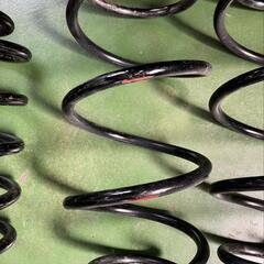 エスティマ サスペンションの画像