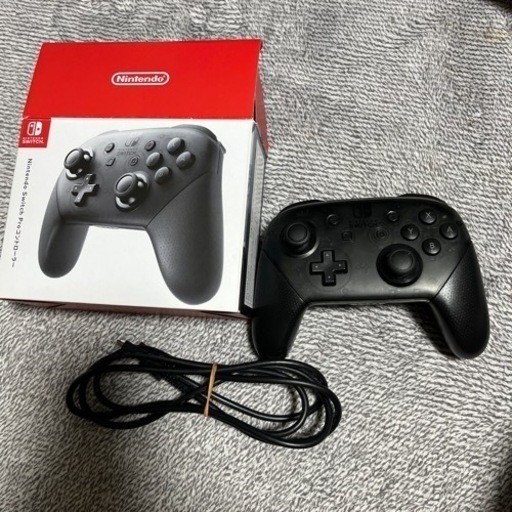 Nintendo Switch Pro コントローラー