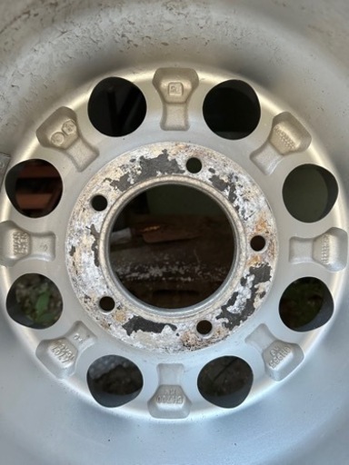 スタッドレス