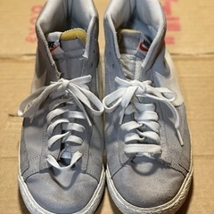 ナイキ　NIKE  ＳＢズーム　ミッド　ISO "ウルフ　グレイ...