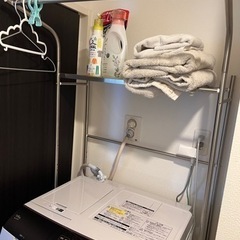 【状態◎】ニトリ 伸縮ステンレス洗濯機ラック(BH03)の画像