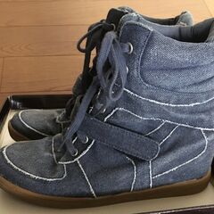 スニーカー  の画像