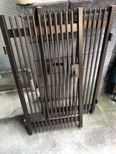 【商談中】三協アルミ　門扉　玄関　両開き