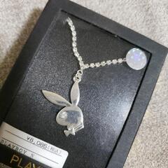 PLAYBOYのネックレスの画像