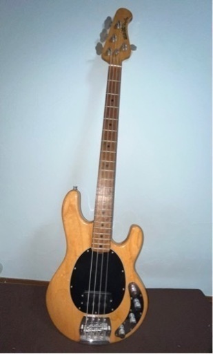 手渡し出来る方お値引き2万円　ミュージックマン　スティングレイ4 90年代後期製