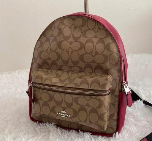 COACH　シグネチャー　リュック　レディース