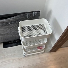 IKEA 荷物置き
