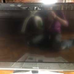 テレビ　32インチの画像