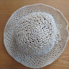 キナリのお花が可愛い帽子の画像