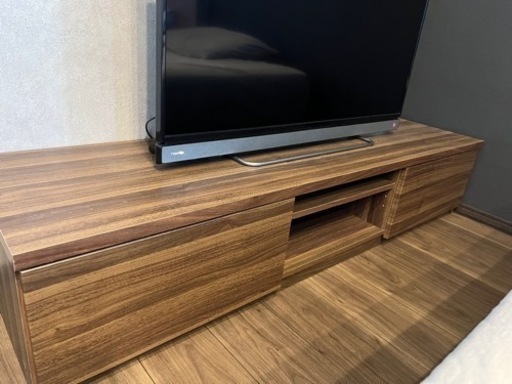 【引取先決まりました】テレビ台　ウォールナット柄　150センチ
