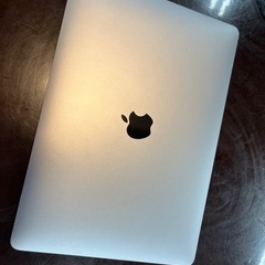 超美品　macbook air 2020 M1 512GB 動作保証