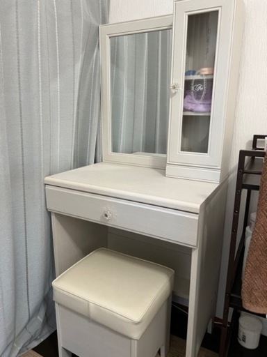 ドレッサー