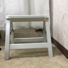 踏み台(ホワイト)の画像