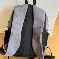 adidas  リュックの画像
