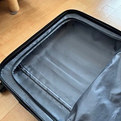 中古品　スーツケースSサイズの画像