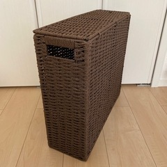 トイレットペーパーストッカー