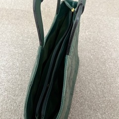 深緑トートバッグの画像