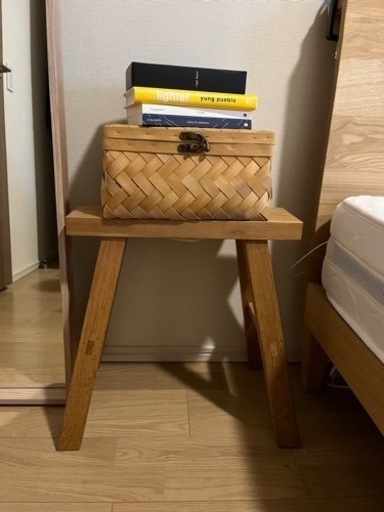 無印　スツール　と　ふたつきカゴバスケット　おまけ
