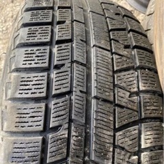 ヨコハマタイヤセットホイール付き　16インチ　ブラック