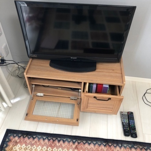 【決まりました】TVとテレビ台、BluRayレコーダー一式