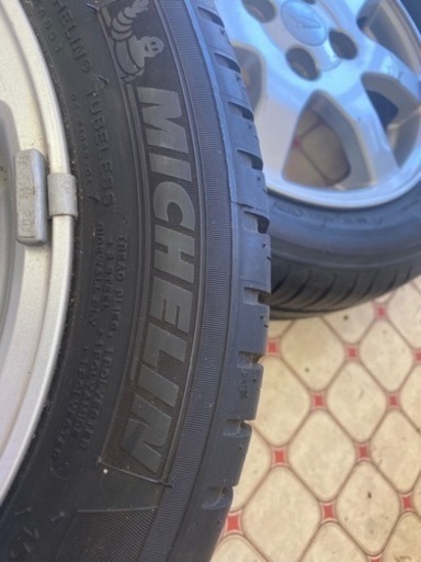 ダイハツ純正ホイール付きタイヤ　Michelinミシュラン　4本セットバリ溝