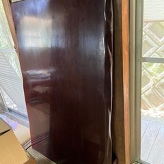一枚板のローテーブル。天然木。の画像