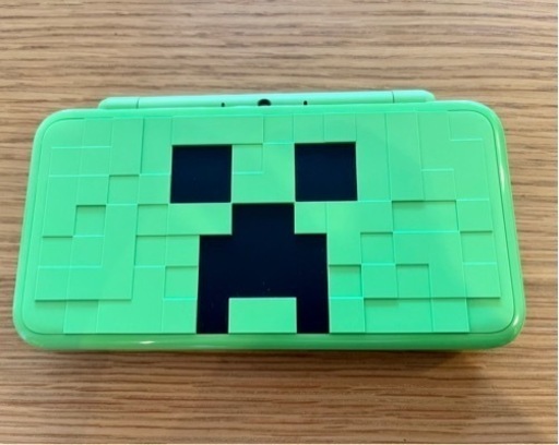 【8月末まで】2DS LL マインクラフト　クリーパーエディション