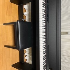 電子ピアノ　KORG LP-380の画像