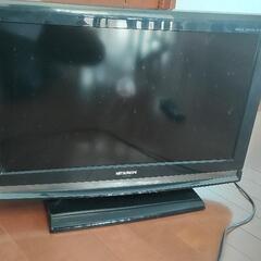 32インチ液晶テレビ