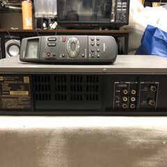 東芝　アリーナ　ARENA　ハイファイVHSビデオデッキ「A-F8」リモコン付き　1998年製　ビデオ再生確認済み　ジャンク扱い現状渡しの画像