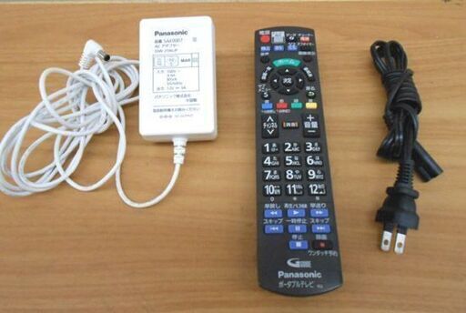 ポータブルテレビ Panasonic/パナソニック プライベート・ビエラ UN-19F5 2016年製 白 19インチ 持ち運び TV