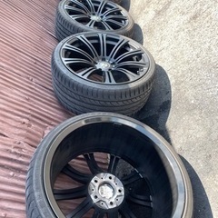 BMW 535i装着タイヤ245/35R20,275/30R20の画像
