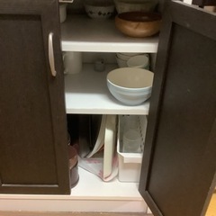 【取り引き中】食器棚　無料　0円の画像