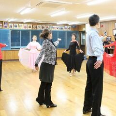 シニア向け　社交ダンス教室の画像