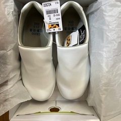 厨房シューズの画像