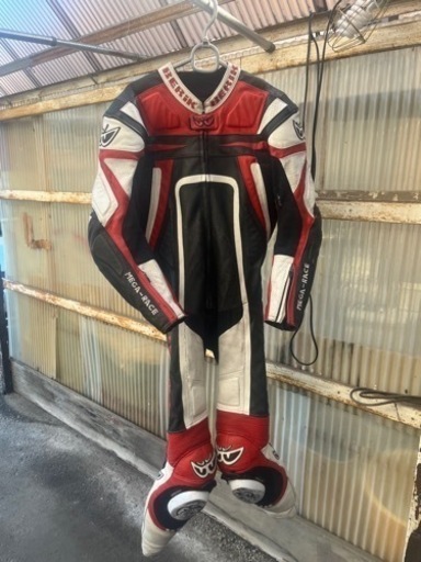 ベリック　レーシングスーツ