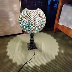 ステンドグラスランプの画像