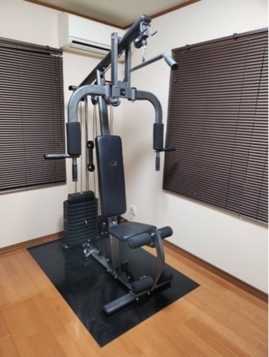 トレーニングマシーン